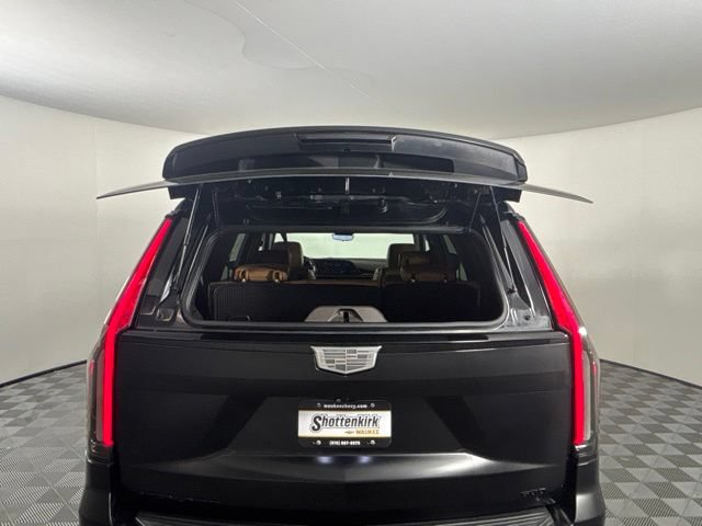 Used 2023 Cadillac Escalade Sport w/ LPO, ONYX Package AWD/4WD image 32
