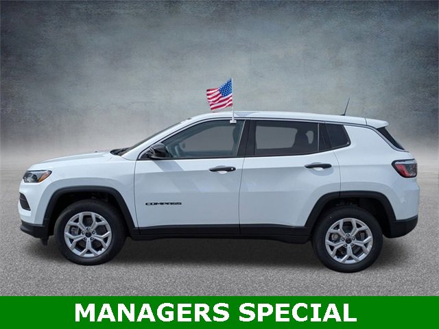 New 2025 Jeep Compass Sport image 7