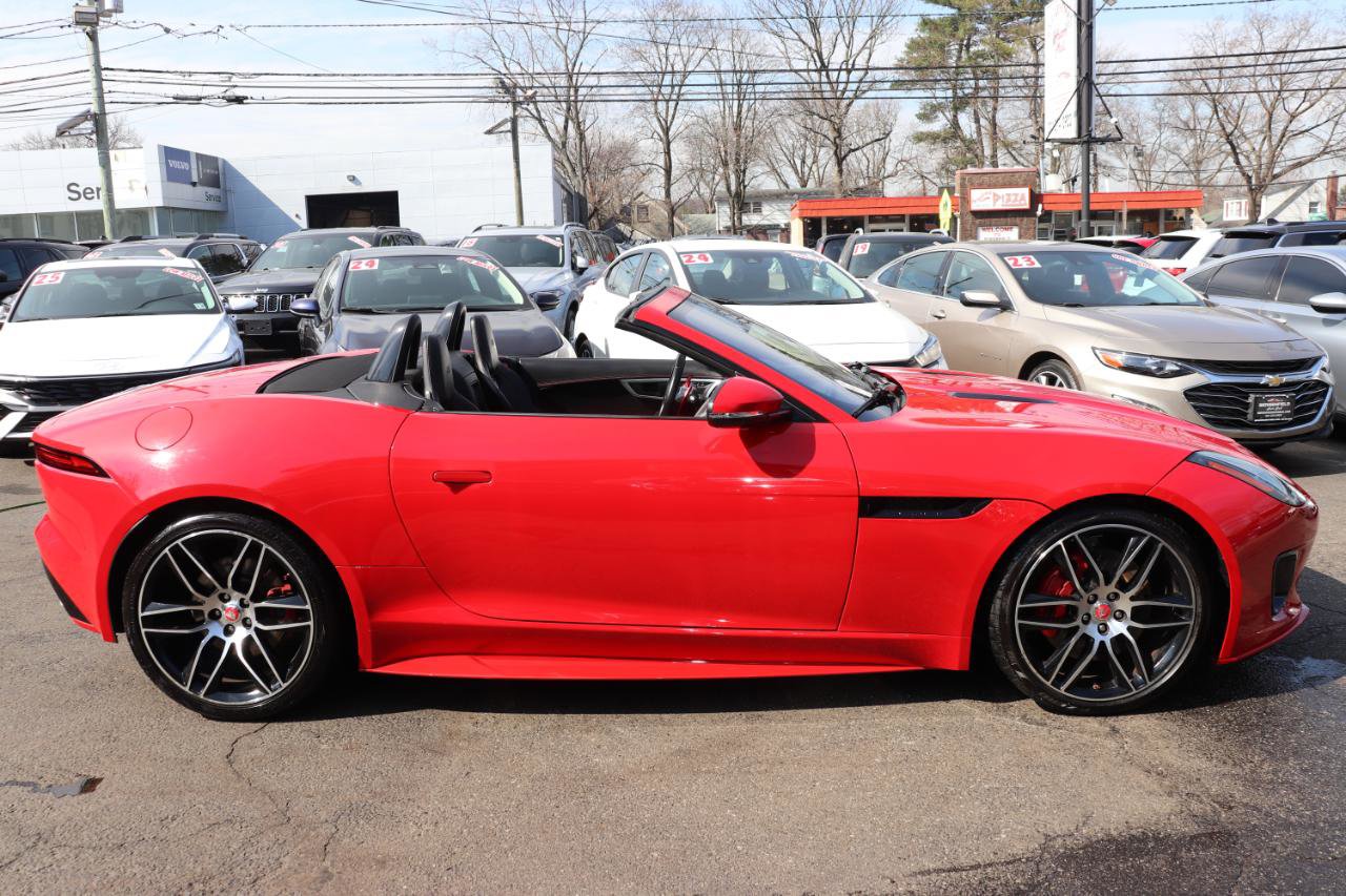 Used 2020 Jaguar F-TYPE Checkered Flag image 6
