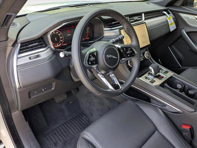 New 2026 Jaguar F-PACE R-Dynamic S image 3