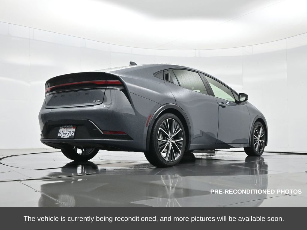 Used 2025 Toyota Prius XLE image 47