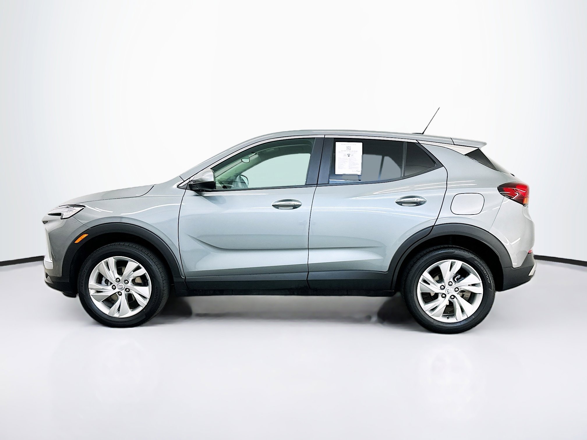 Used 2025 Buick Encore GX Preferred image 4