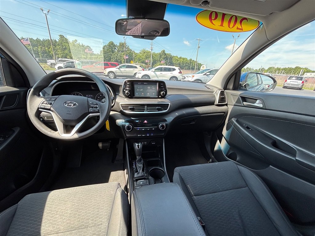 Used 2019 Hyundai Tucson SE w/ Cargo Package AWD/4WD image 16