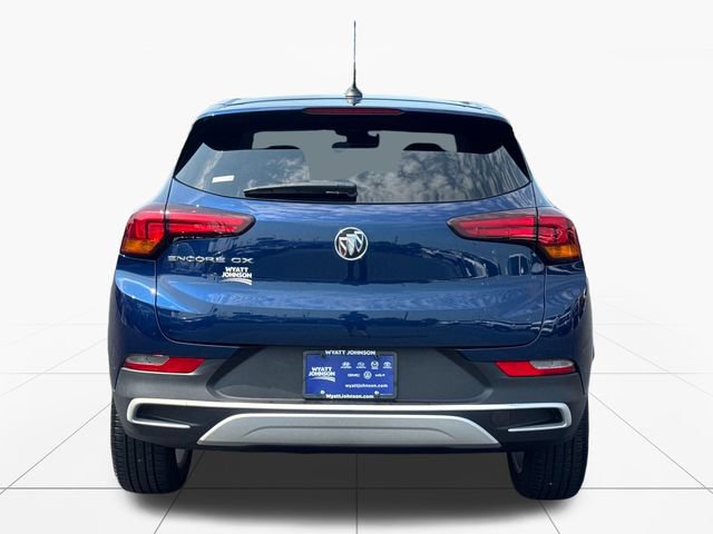 Used 2022 Buick Encore GX Preferred w/ Cold Weather Comfort Package FWD image 4