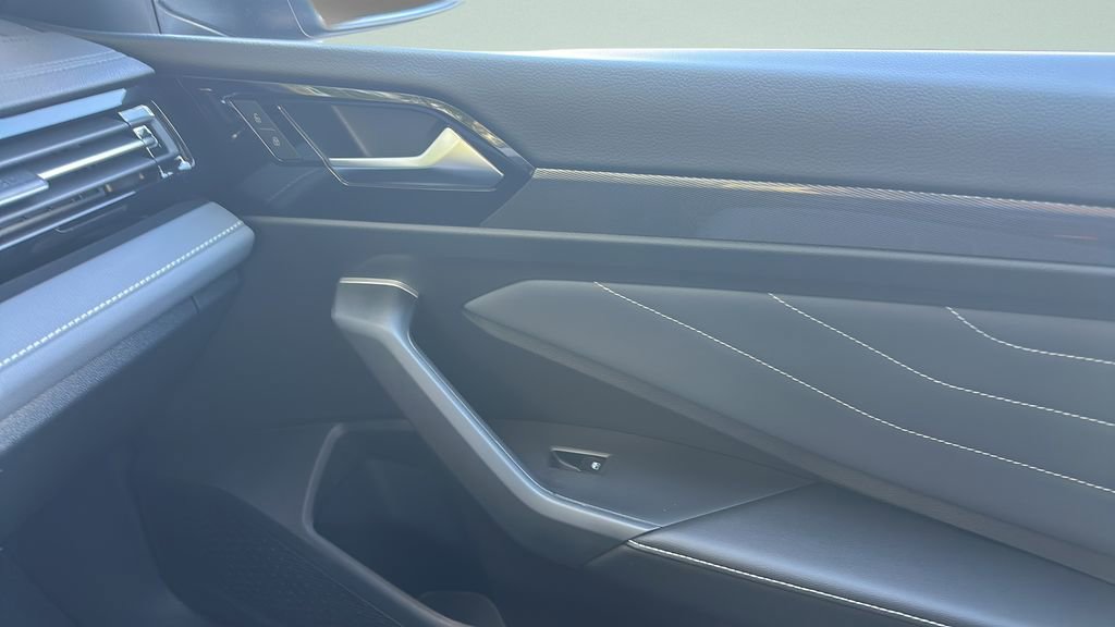 New 2026 Volkswagen Jetta SEL FWD image 15