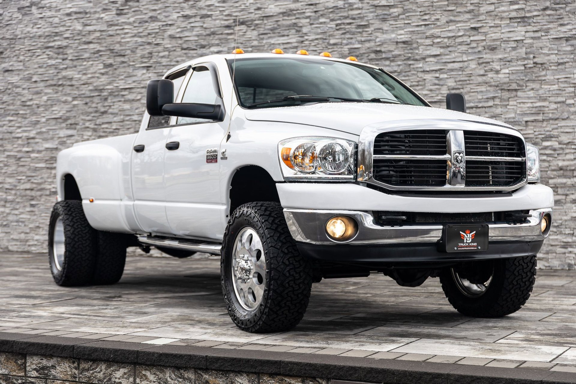 Used 2007 Dodge Ram 3500 Truck SLT image 7
