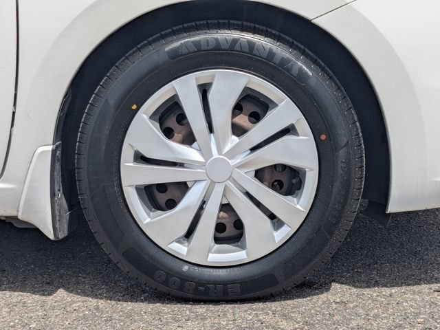 Used 2020 Nissan Versa S FWD image 13