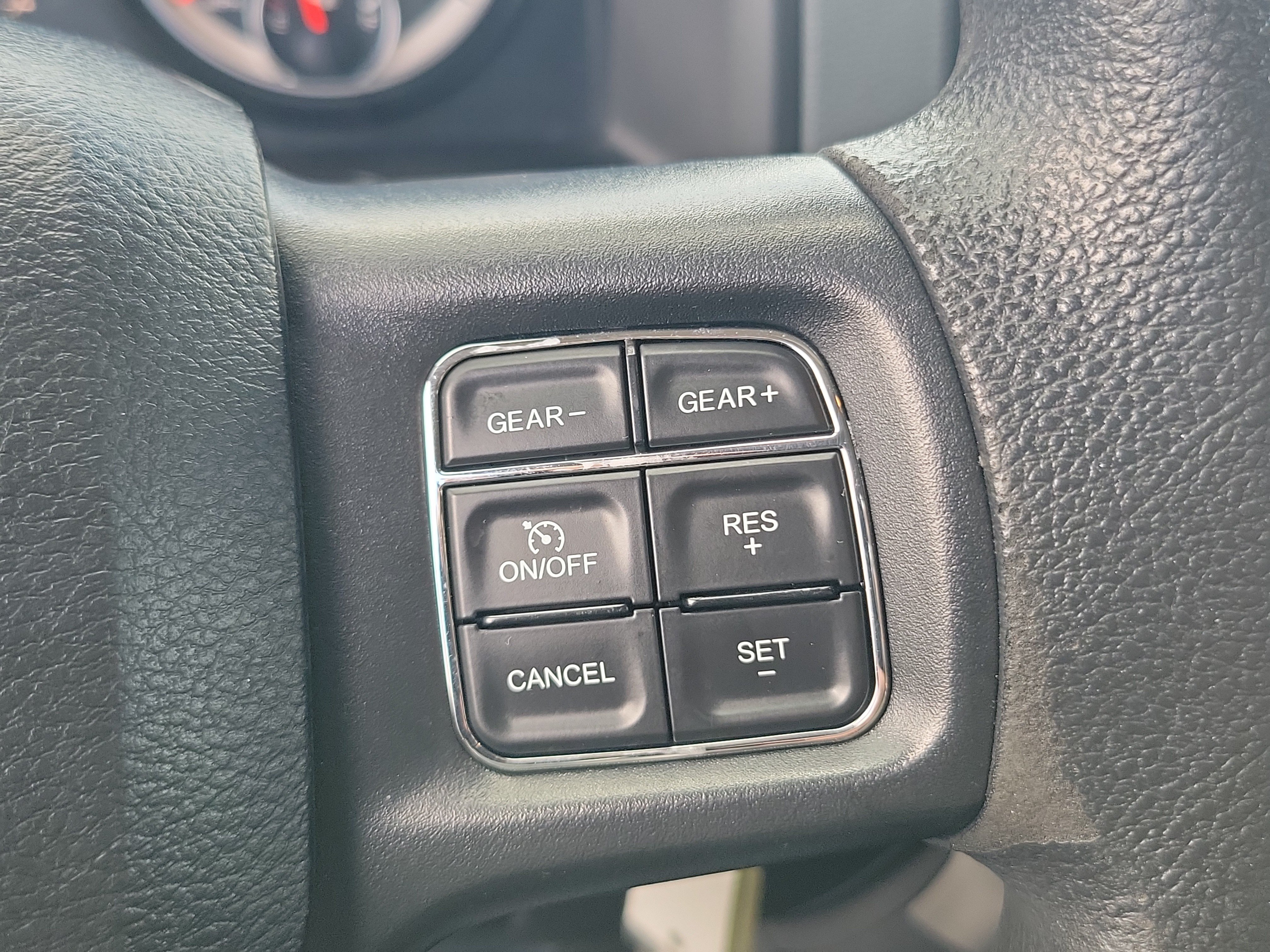 Used 2019 RAM 1500 Classic SLT RWD image 20