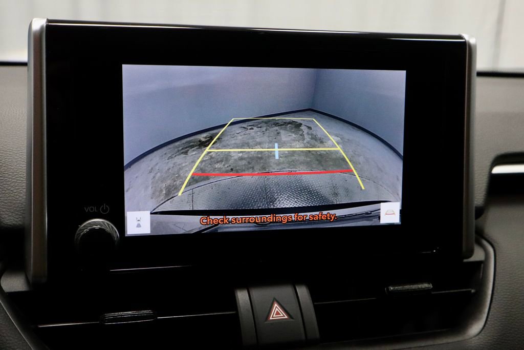 Used 2023 Toyota RAV4 XLE w/ Convenience Package image 2