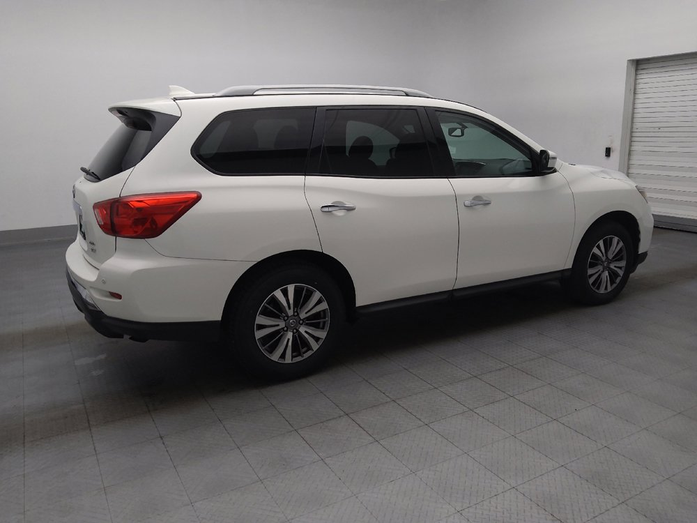 Used 2019 Nissan Pathfinder SV AWD/4WD image 10