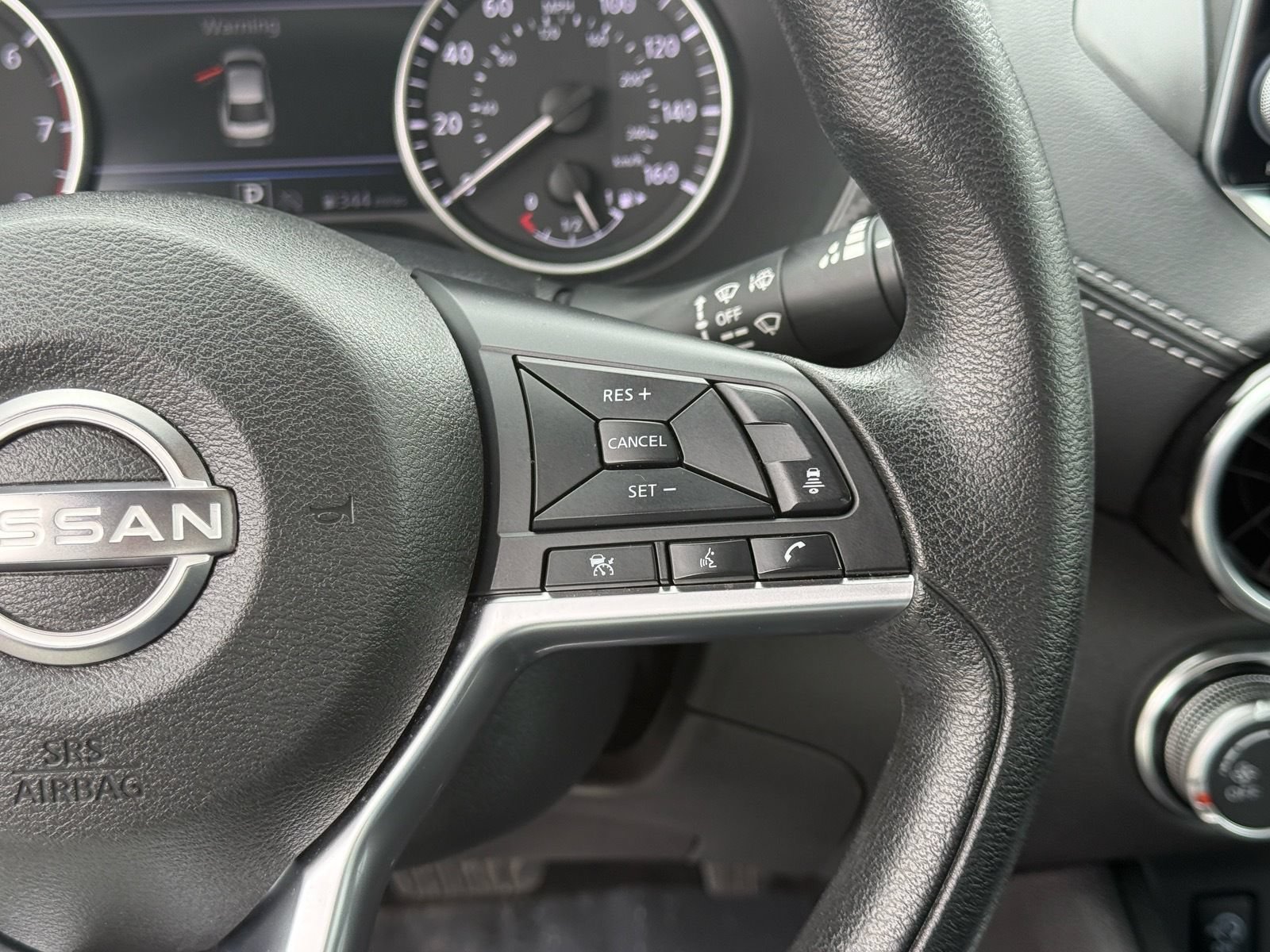 Used 2024 Nissan Sentra SV FWD image 17