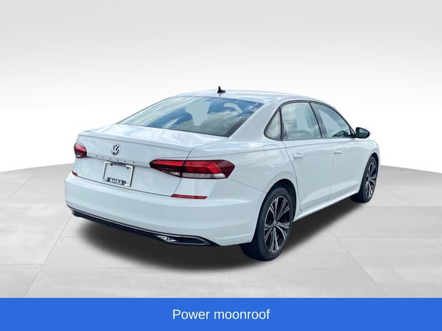 Used 2022 Volkswagen Passat 2.0T FWD image 3