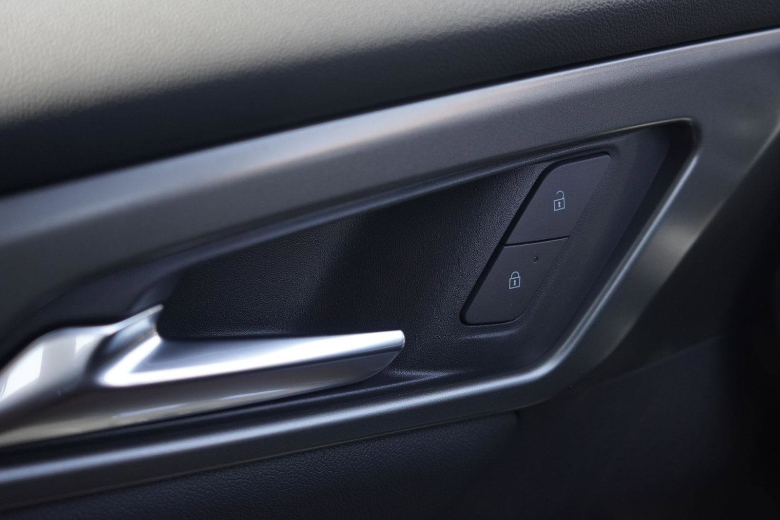 New 2025 Chevrolet Traverse LT w/ Enhanced Driving Package image 19