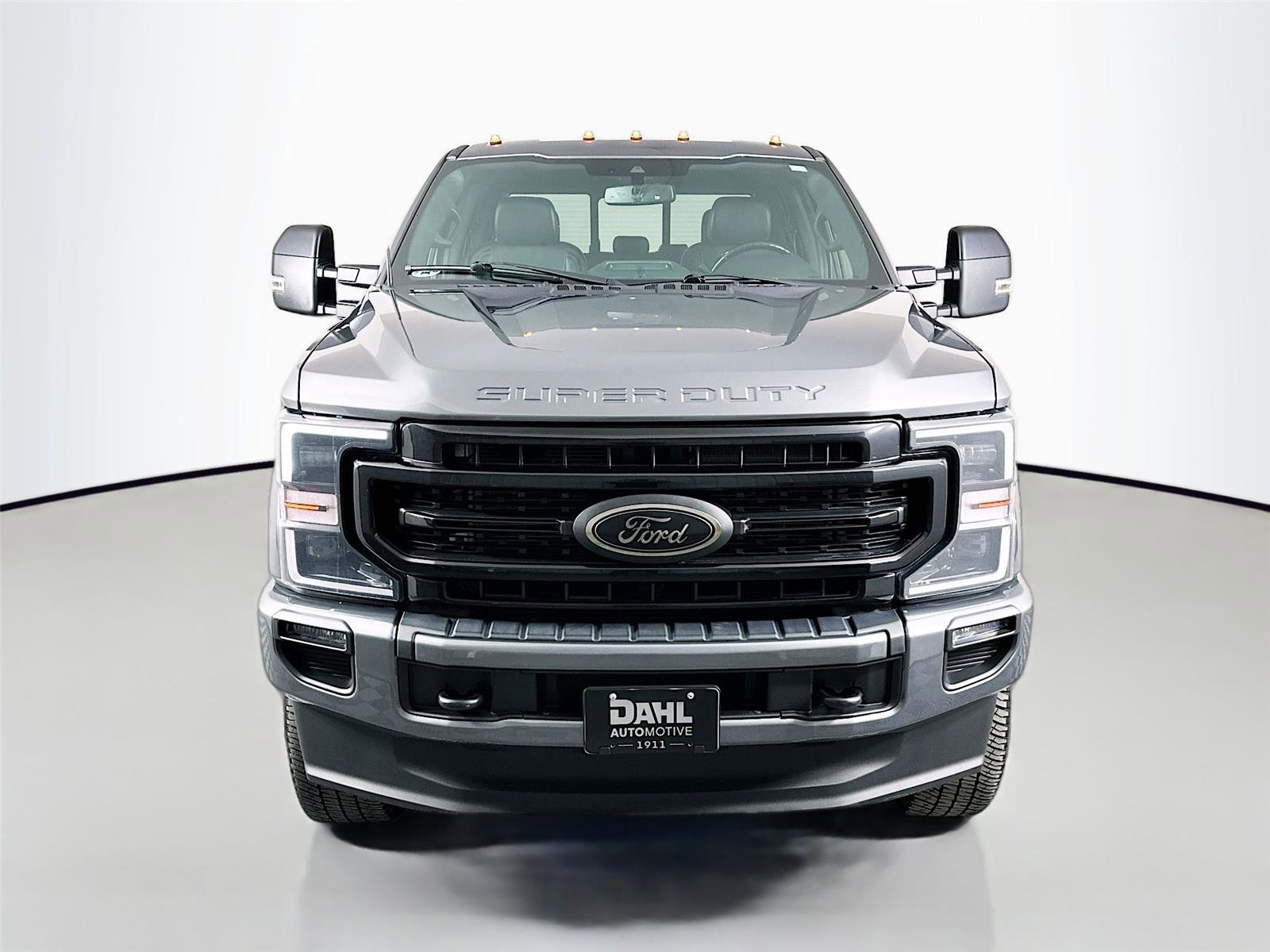 Used 2022 Ford F250 Lariat w/ Black Appearance Package image 3