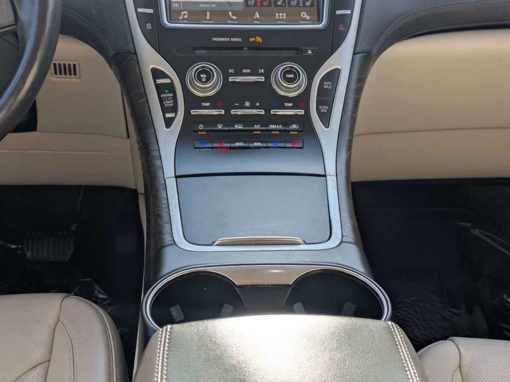 Used 2018 Lincoln MKX Reserve w/ Lincoln MKX Climate Package image 20