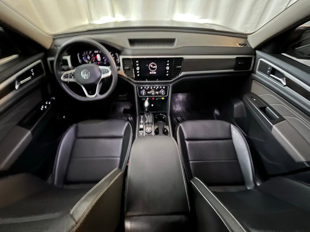 Certified 2023 Volkswagen Atlas SE image 14