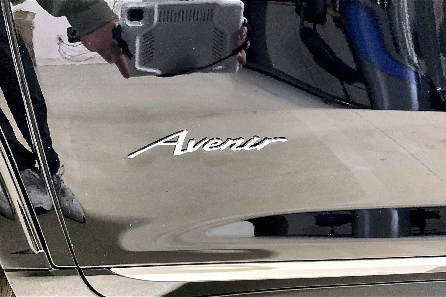 New 2026 Buick Enclave Avenir image 10