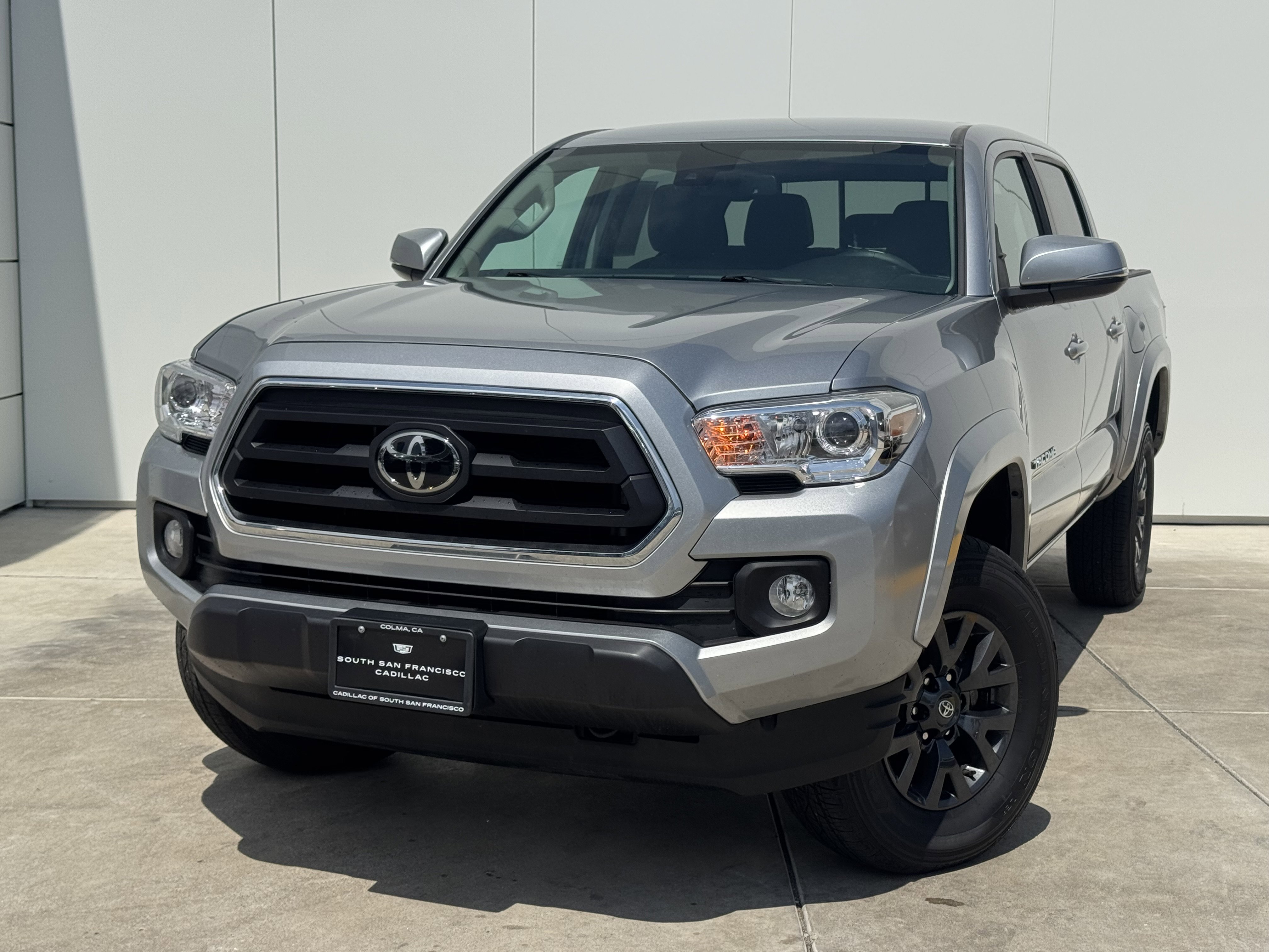 Used 2023 Toyota Tacoma SR5 w/ Technology Package