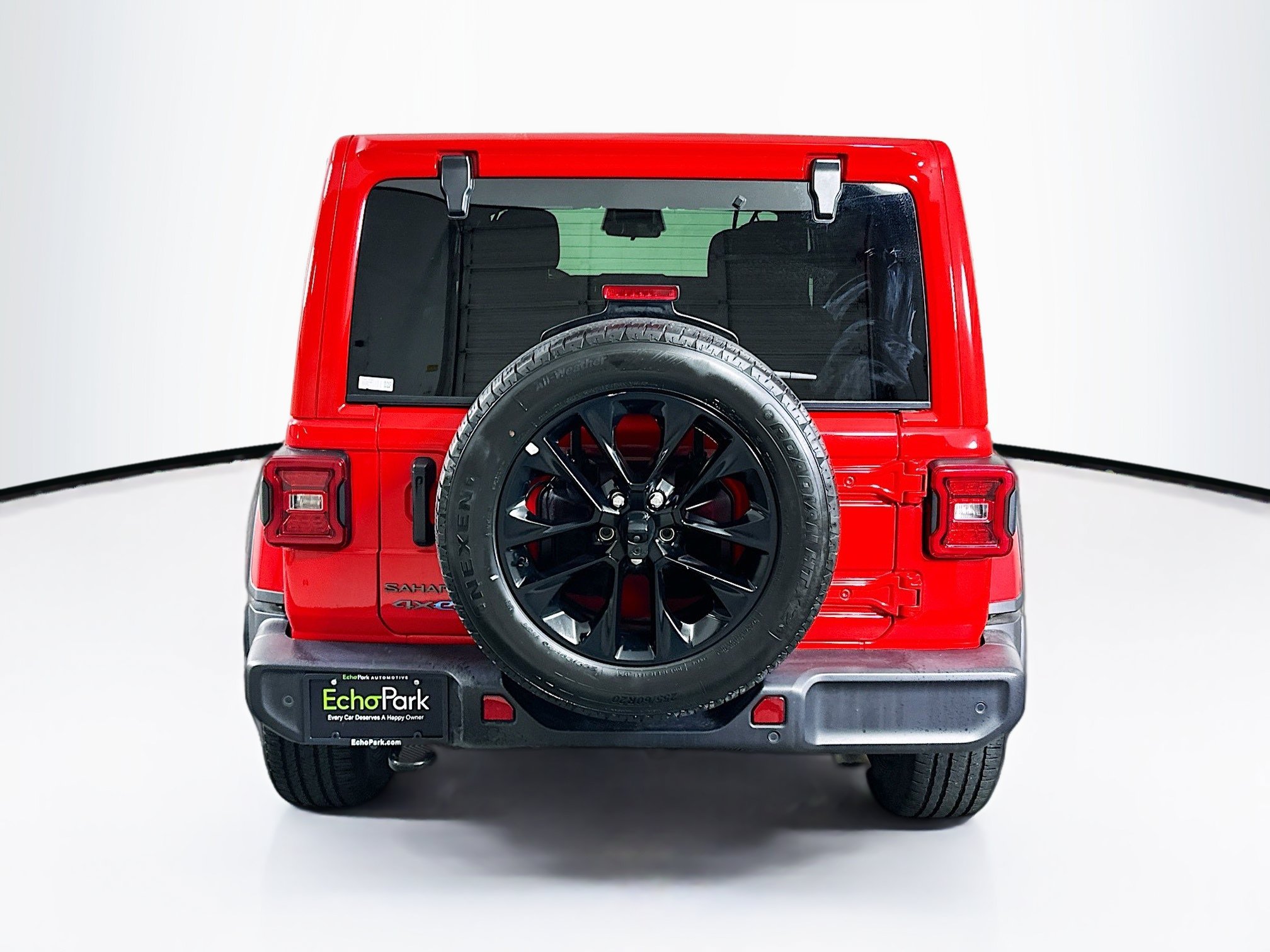 Used 2025 Jeep Wrangler Unlimited Sahara w/ Safety Group AWD/4WD image 7
