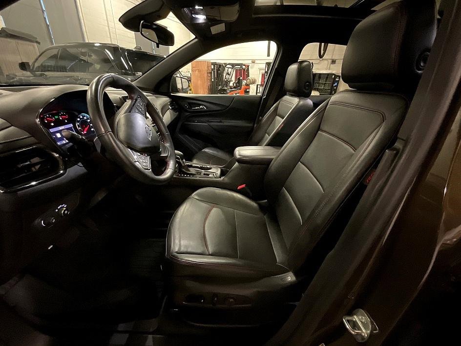 Used 2024 Chevrolet Equinox RS w/ RS Leather Package image 4