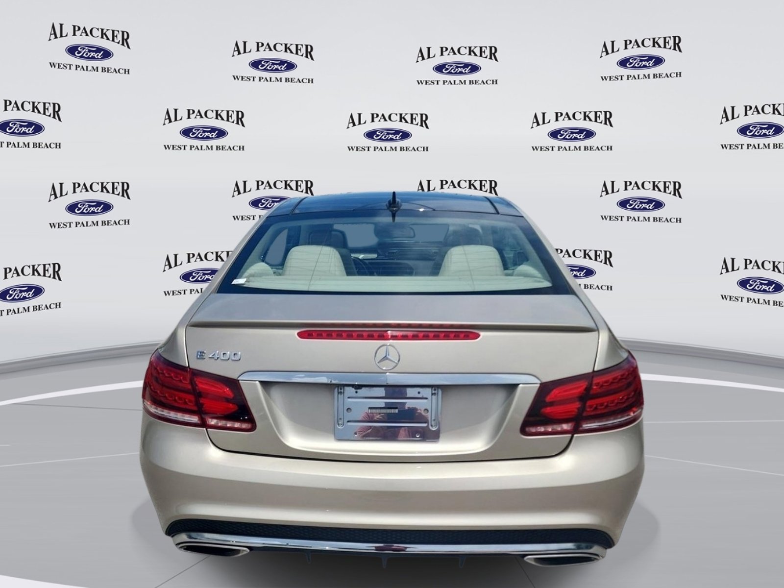 Used 2017 Mercedes-Benz E 400 Coupe image 4