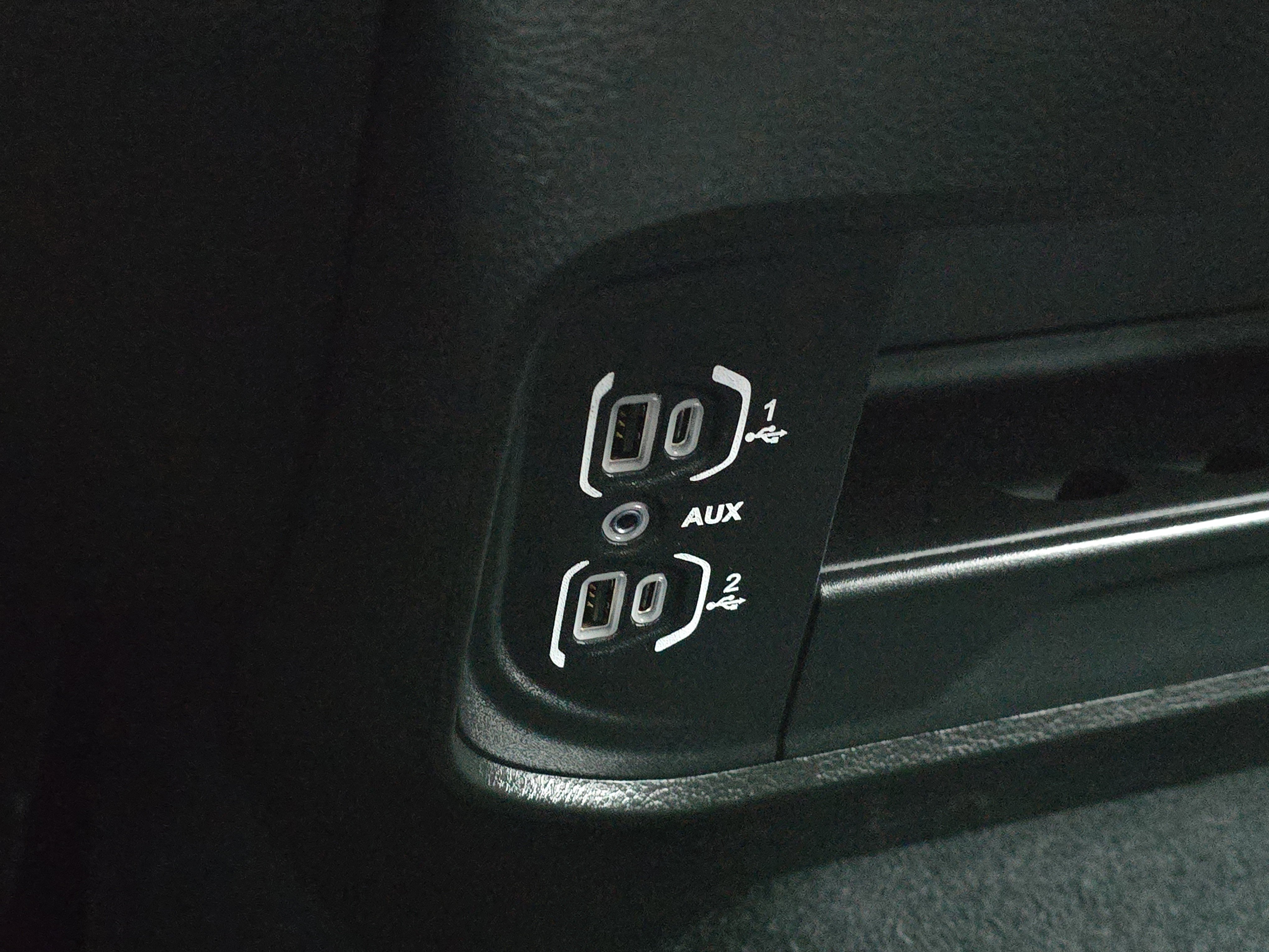 Used 2024 RAM 2500 Big Horn w/ Safety Group image 18