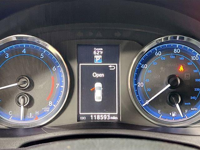 Used 2017 Toyota Corolla SE image 12