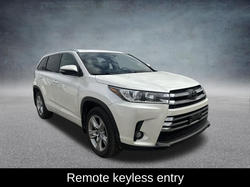 Used 2019 Toyota Highlander Limited image 7