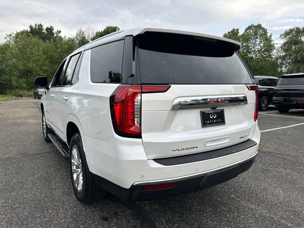 Used 2023 GMC Yukon SLT w/ SLT Premium Package AWD/4WD image 12