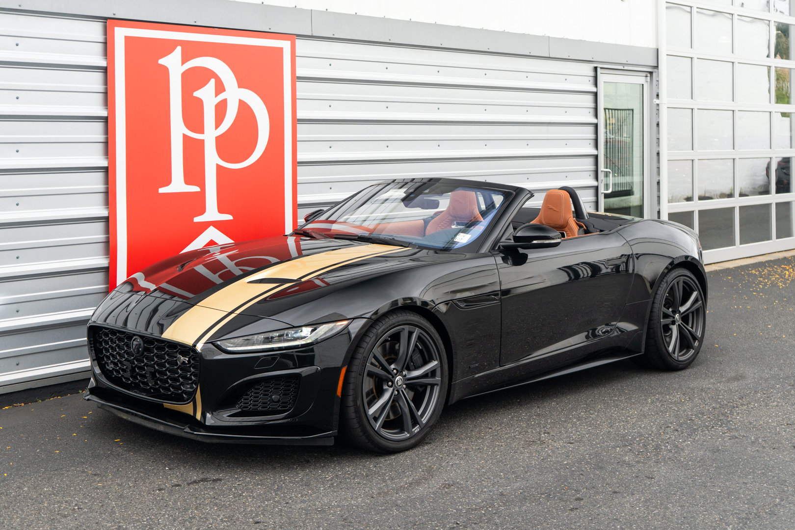 Used 2024 Jaguar F-TYPE R AWD/4WD image 39