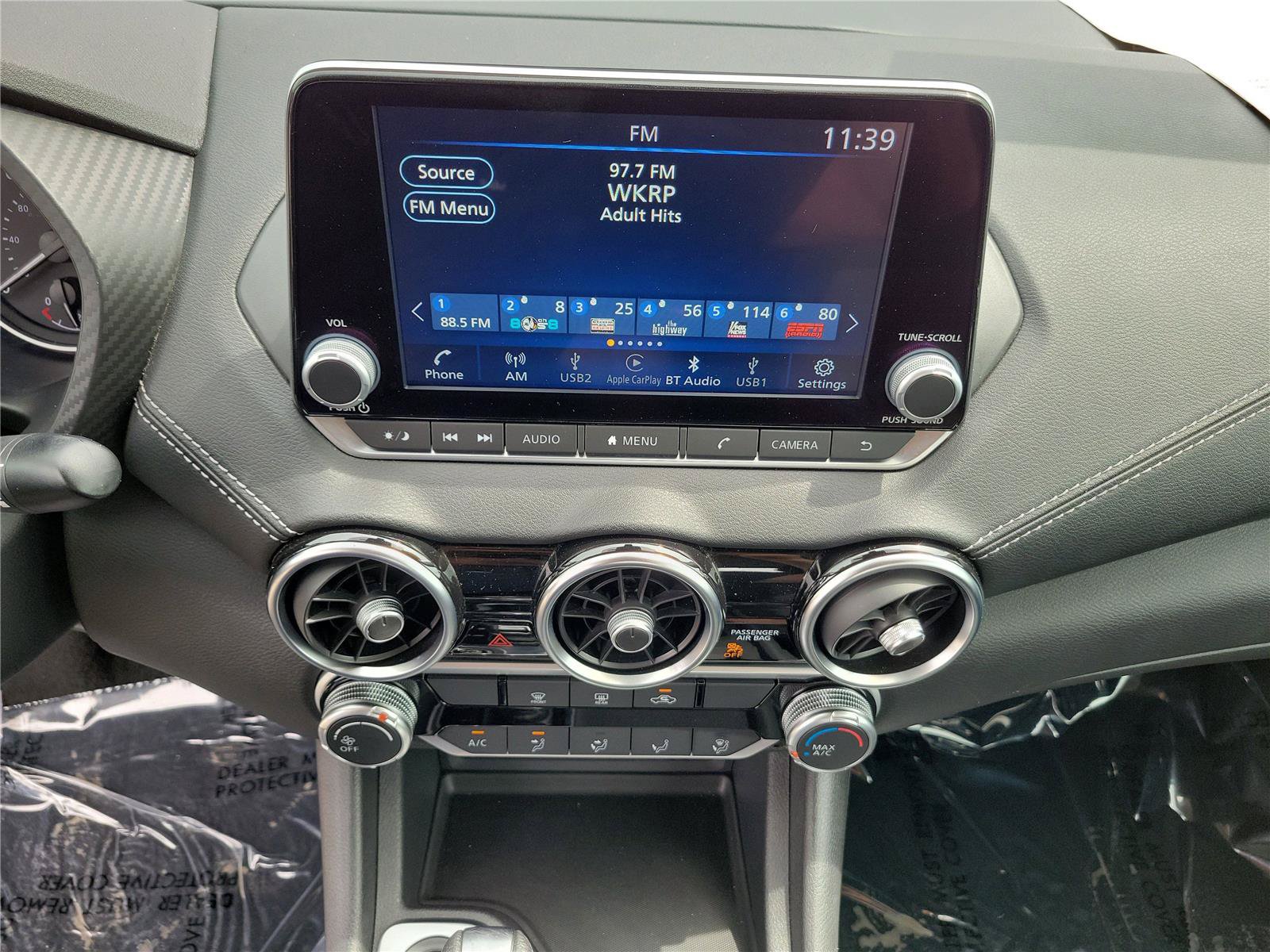 Used 2024 Nissan Sentra SV FWD image 25