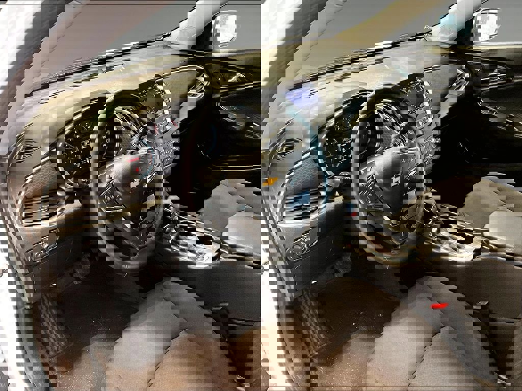 Used 2025 Chevrolet Malibu RS image 13