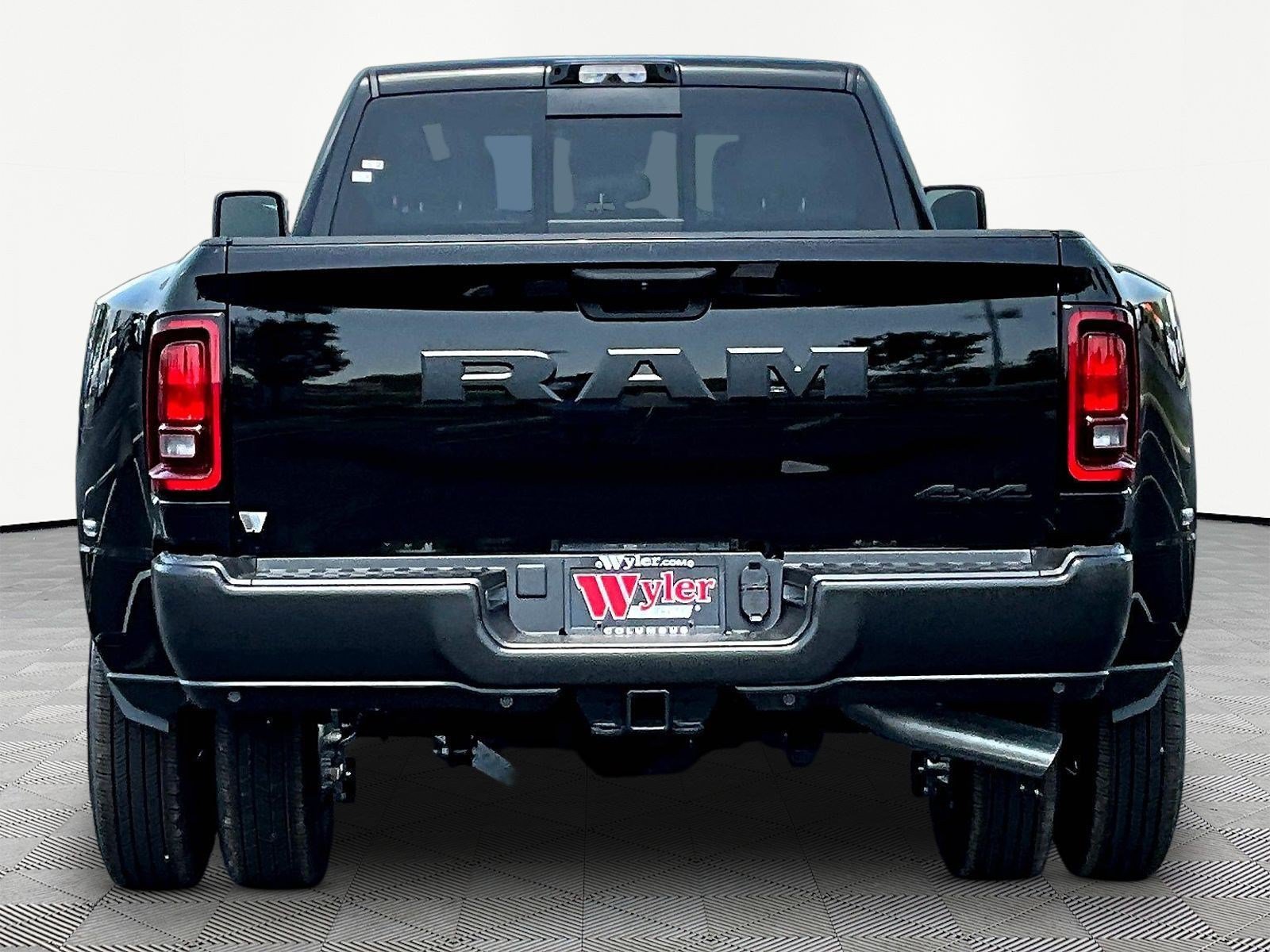 New 2026 RAM 3500 Tradesman AWD/4WD image 5