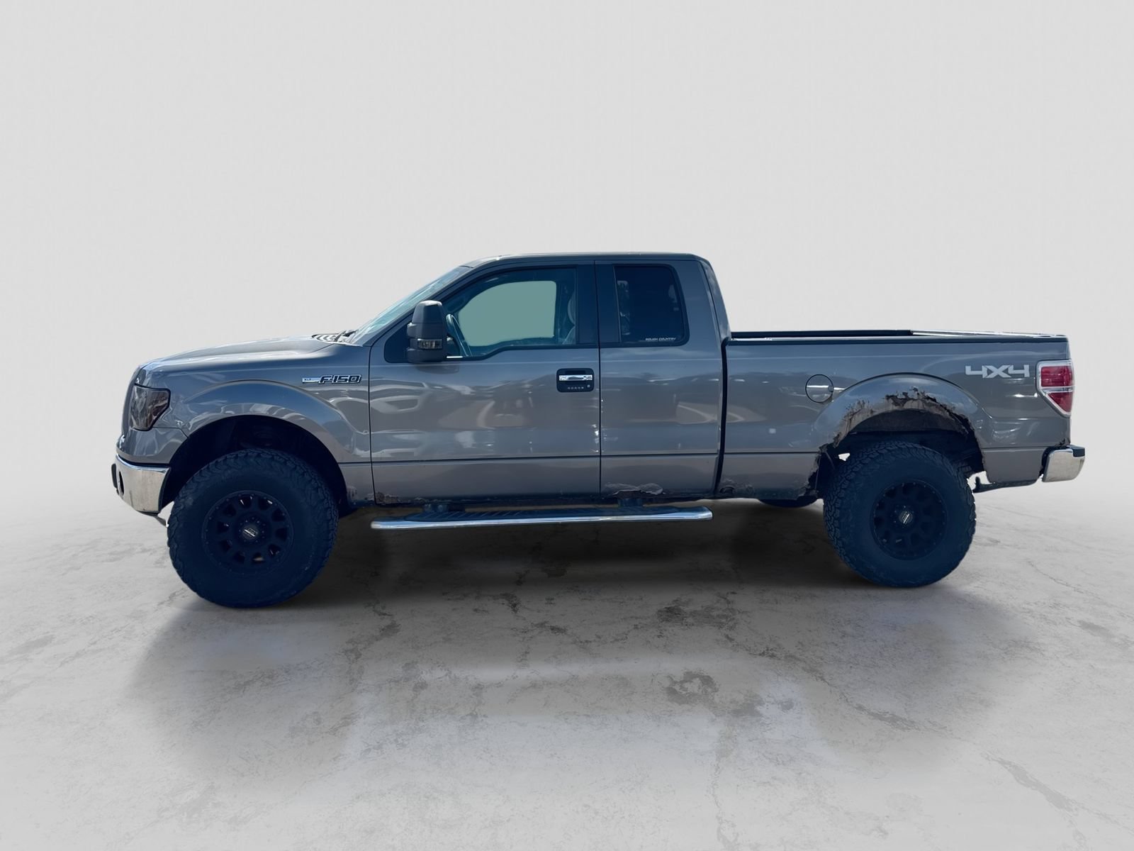 Used 2013 Ford F150 XLT w/ XLT Chrome Pkg AWD/4WD image 2
