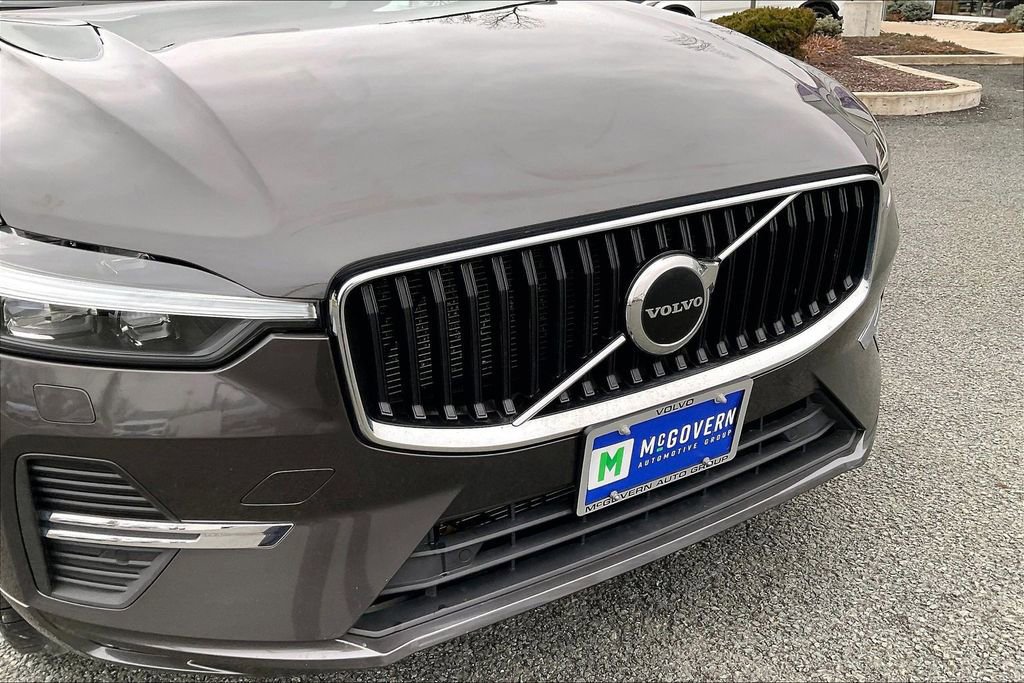 Used 2022 Volvo XC60 B5 Momentum w/ Climate Package image 33