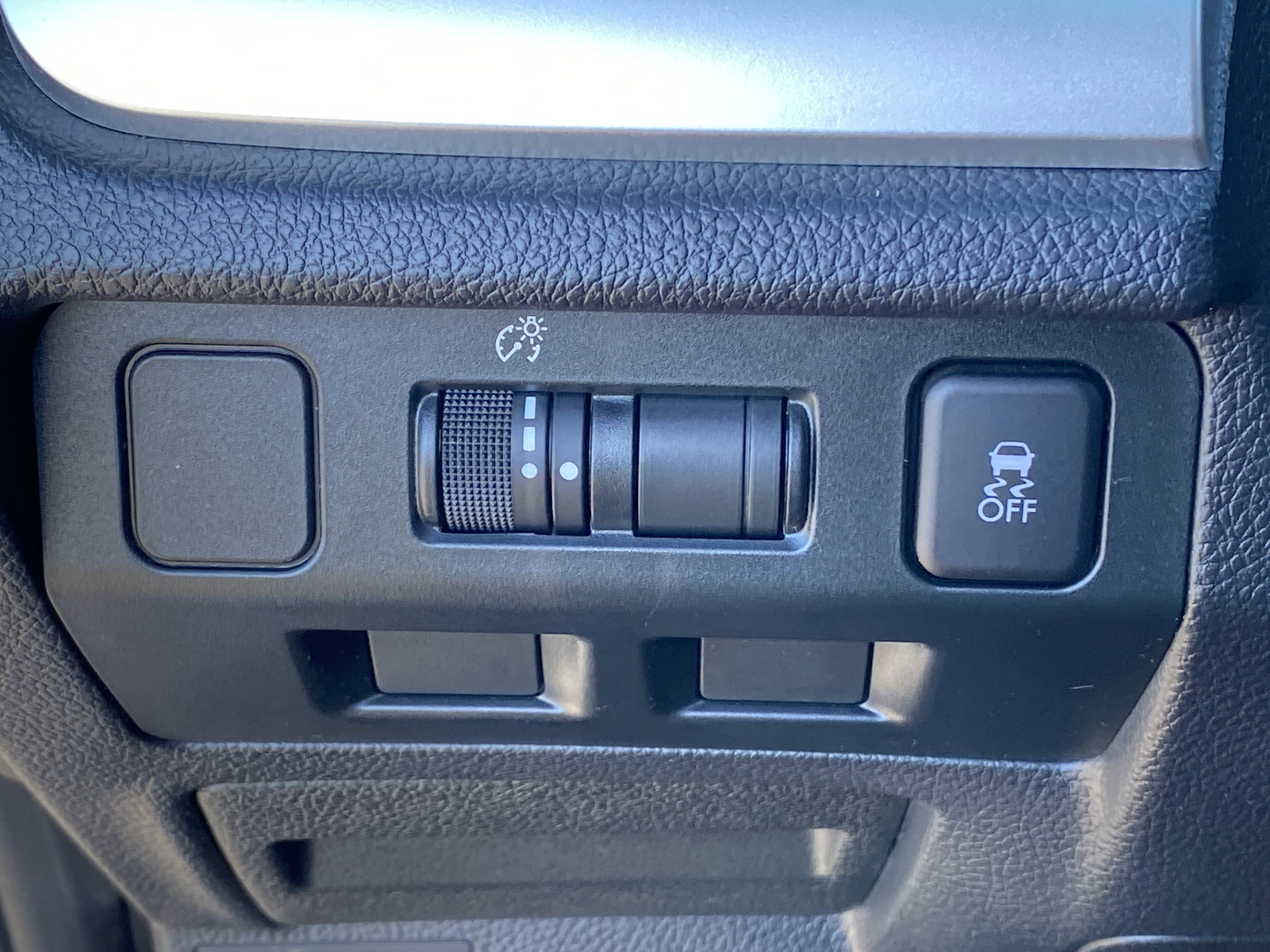 Used 2016 Subaru Crosstrek 2.0i Premium w/ Moonroof Package image 14