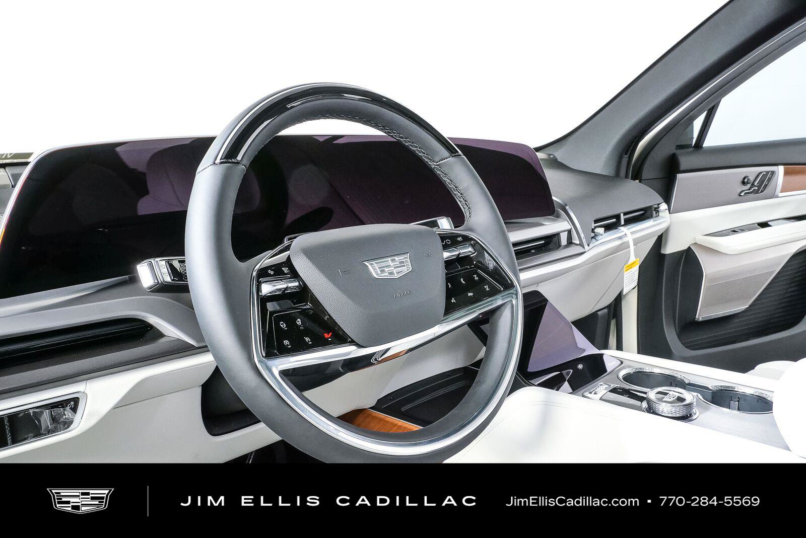 New 2027 Cadillac Vistiq Luxury AWD/4WD image 4