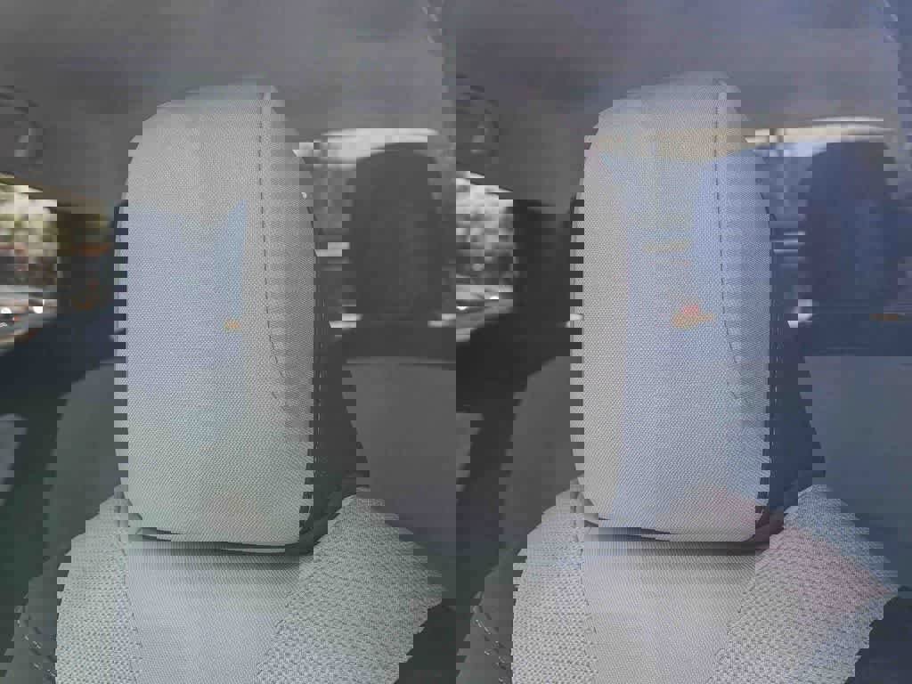 Used 2019 Toyota Prius LE image 22