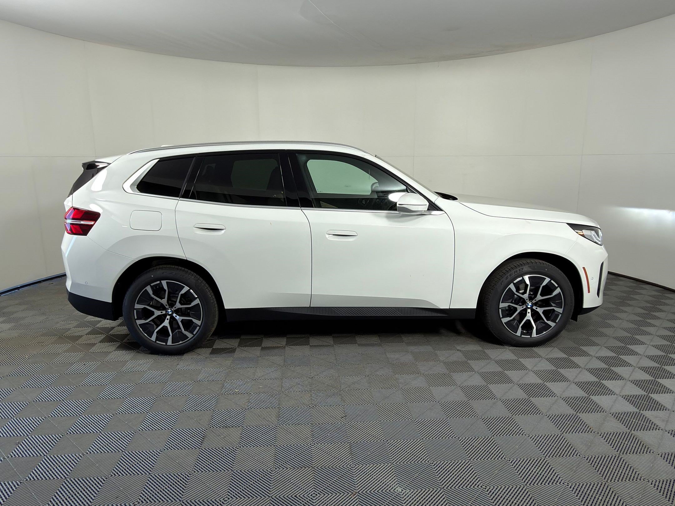 Used 2026 BMW X3 xDrive30i AWD/4WD image 8