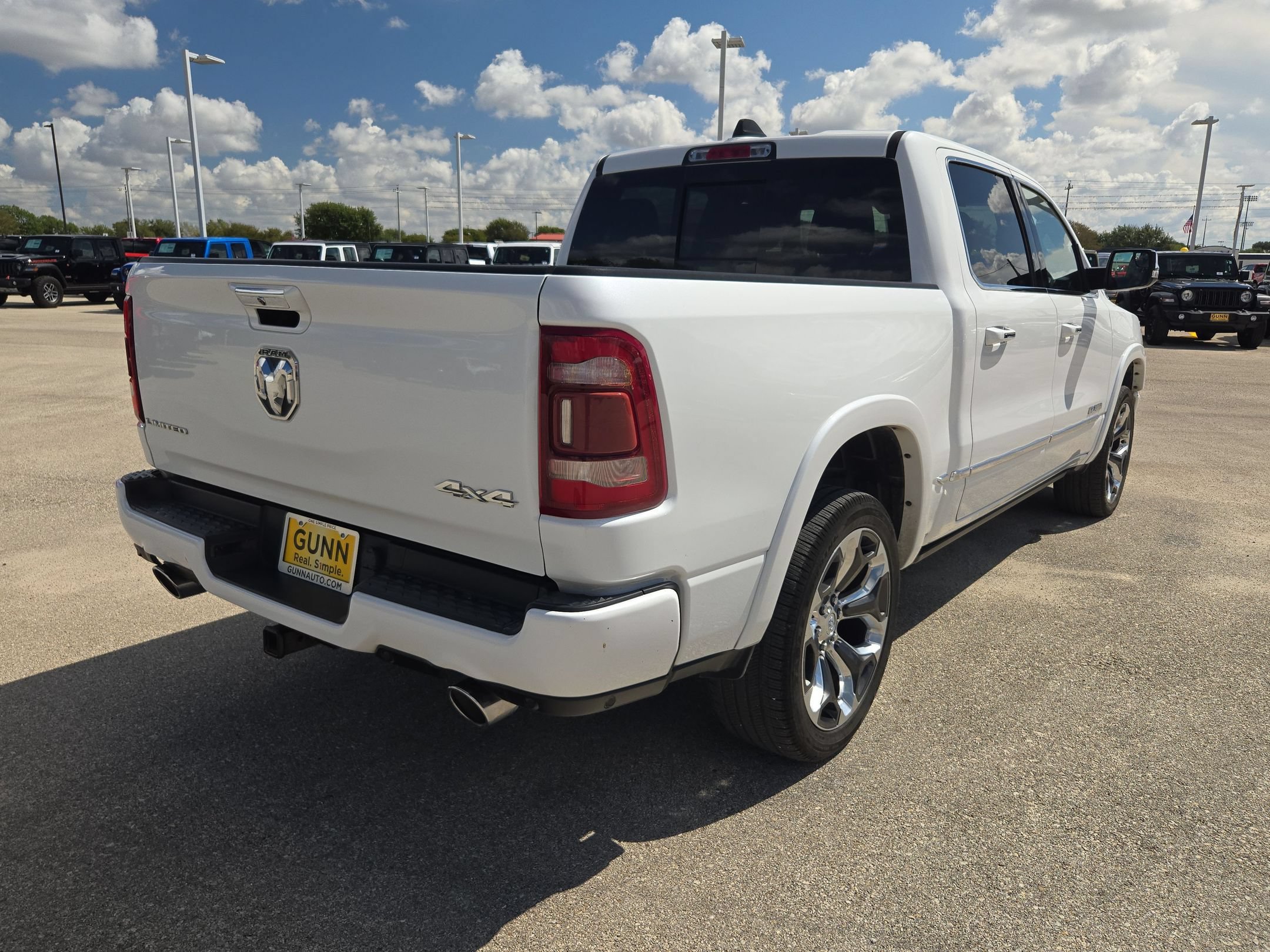 Used 2020 RAM 1500 Limited AWD/4WD image 3