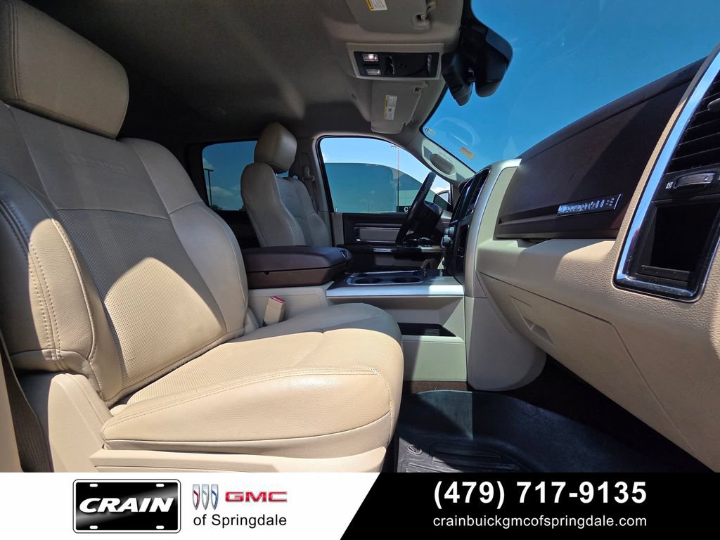Used 2017 RAM 1500 Laramie w/ Convenience Group AWD/4WD image 29