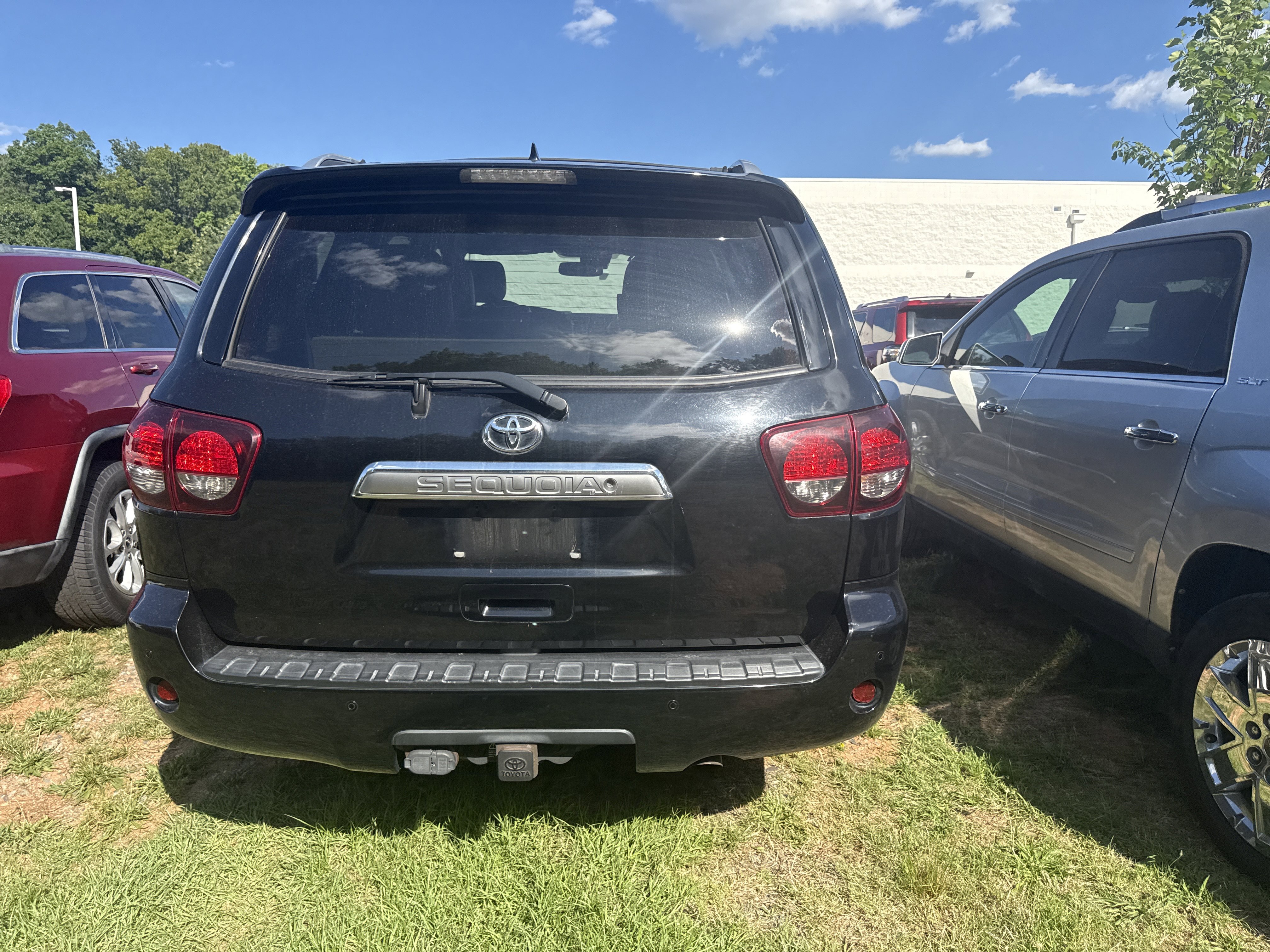 Used 2018 Toyota Sequoia Platinum AWD/4WD image 8
