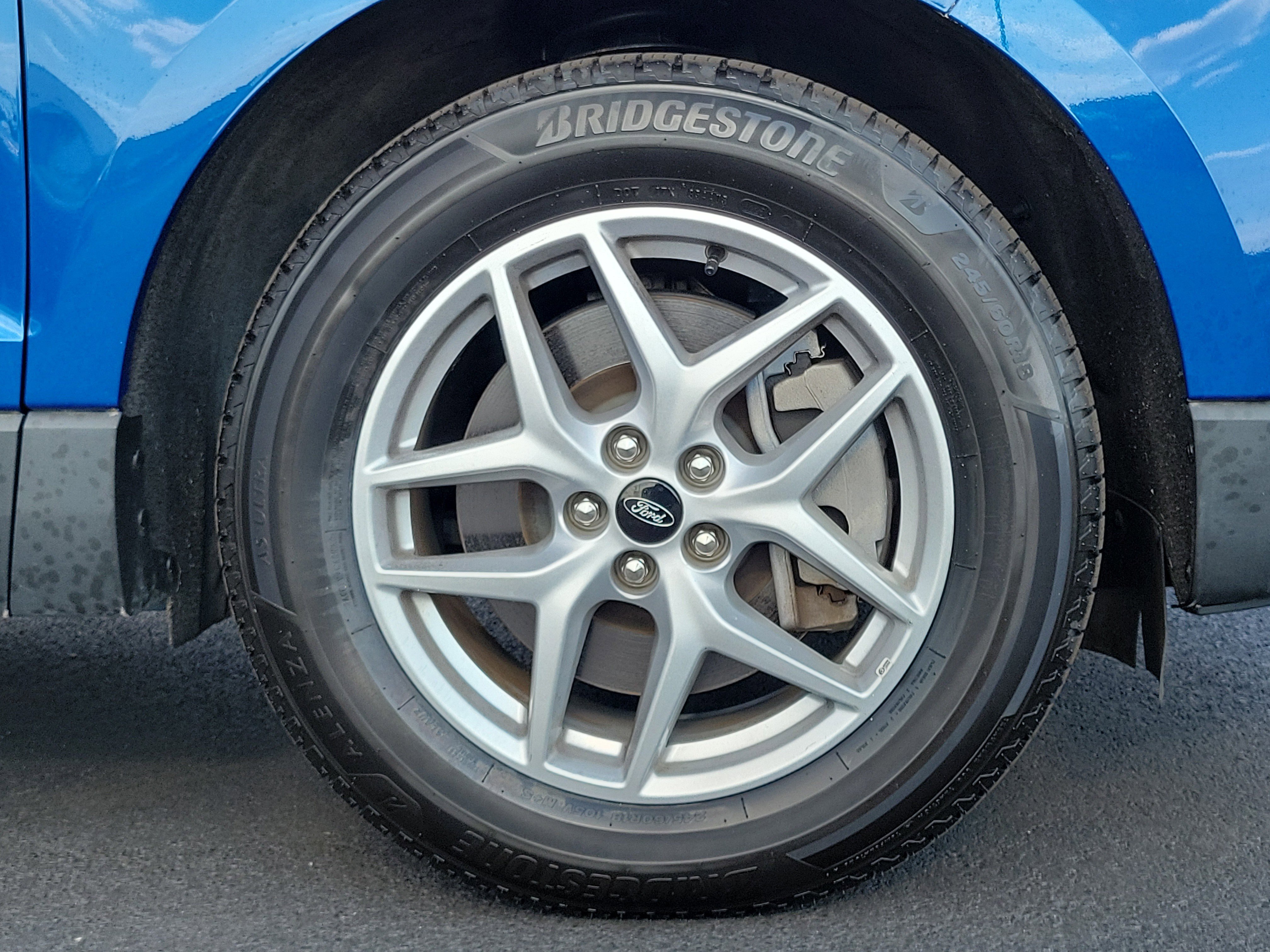 Used 2024 Ford Edge SEL image 5