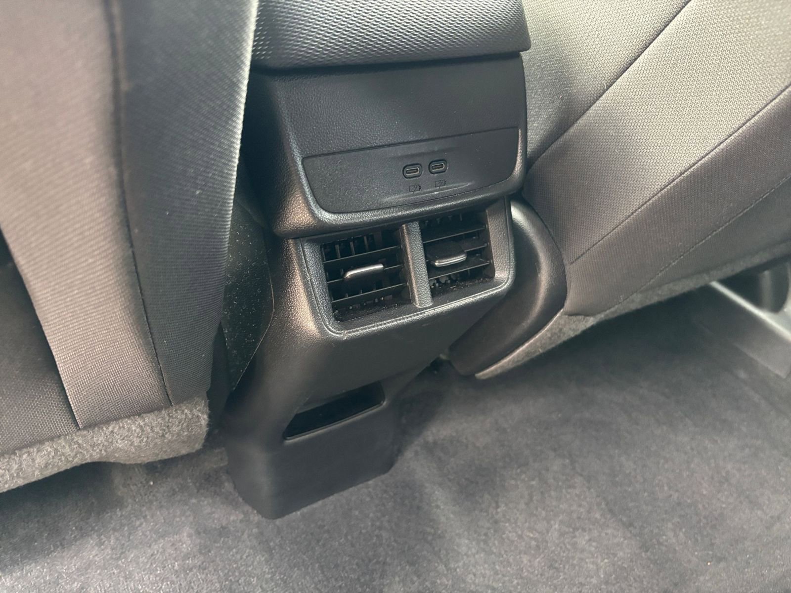 Used 2025 Chevrolet Equinox LT FWD image 21