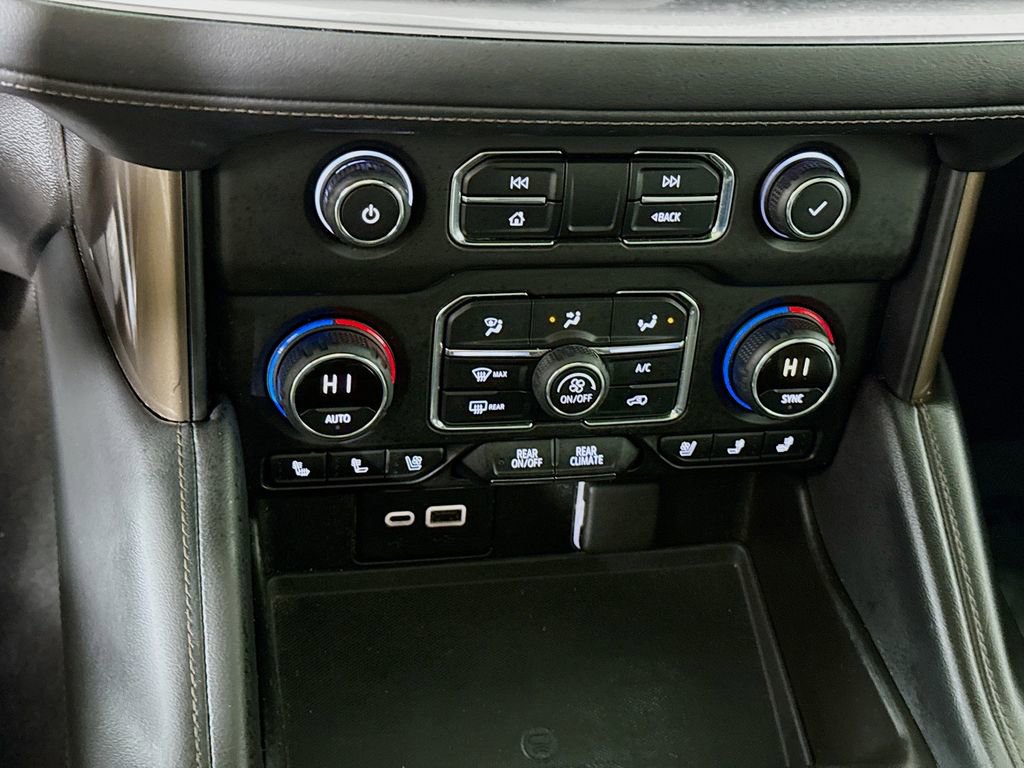 Used 2021 Chevrolet Tahoe High Country w/ Premium Package AWD/4WD image 8