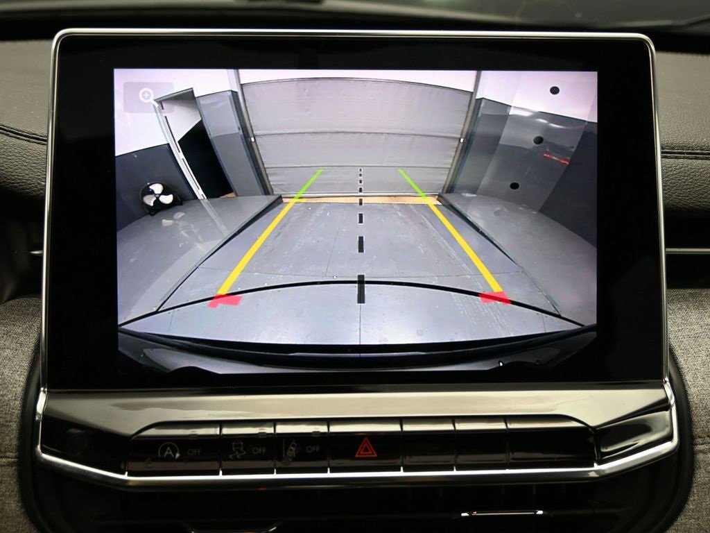 Used 2022 Jeep Compass Latitude w/ Sun and Sound Group image 22