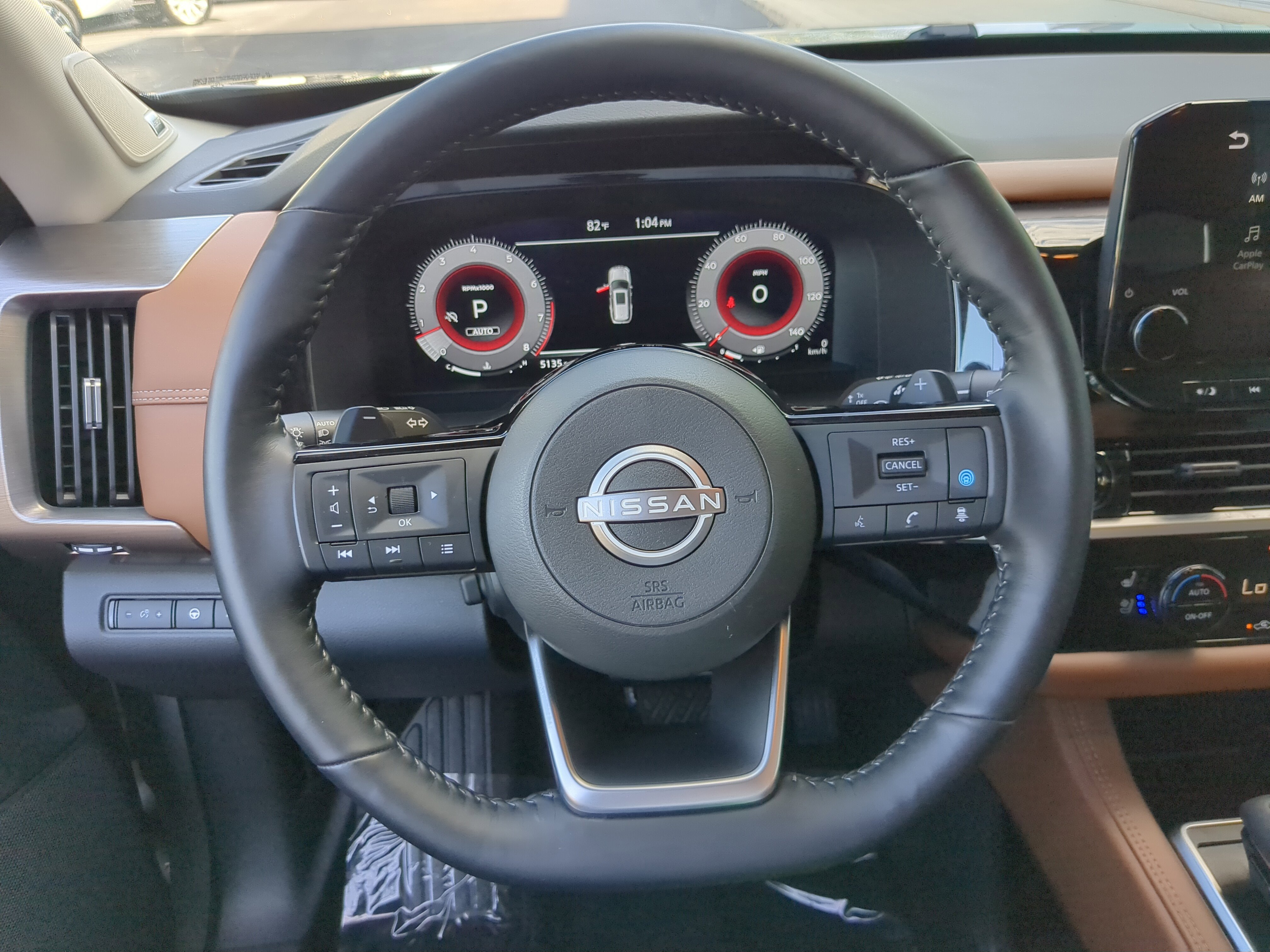 Used 2024 Nissan Pathfinder Platinum w/ Cargo Package image 30