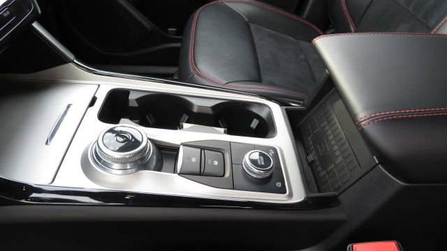 Certified 2022 Ford Explorer ST-Line w/ Class IV Trailer Tow Package image 21