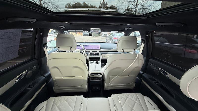 Used 2025 Genesis GV80 3.5T Prestige image 38