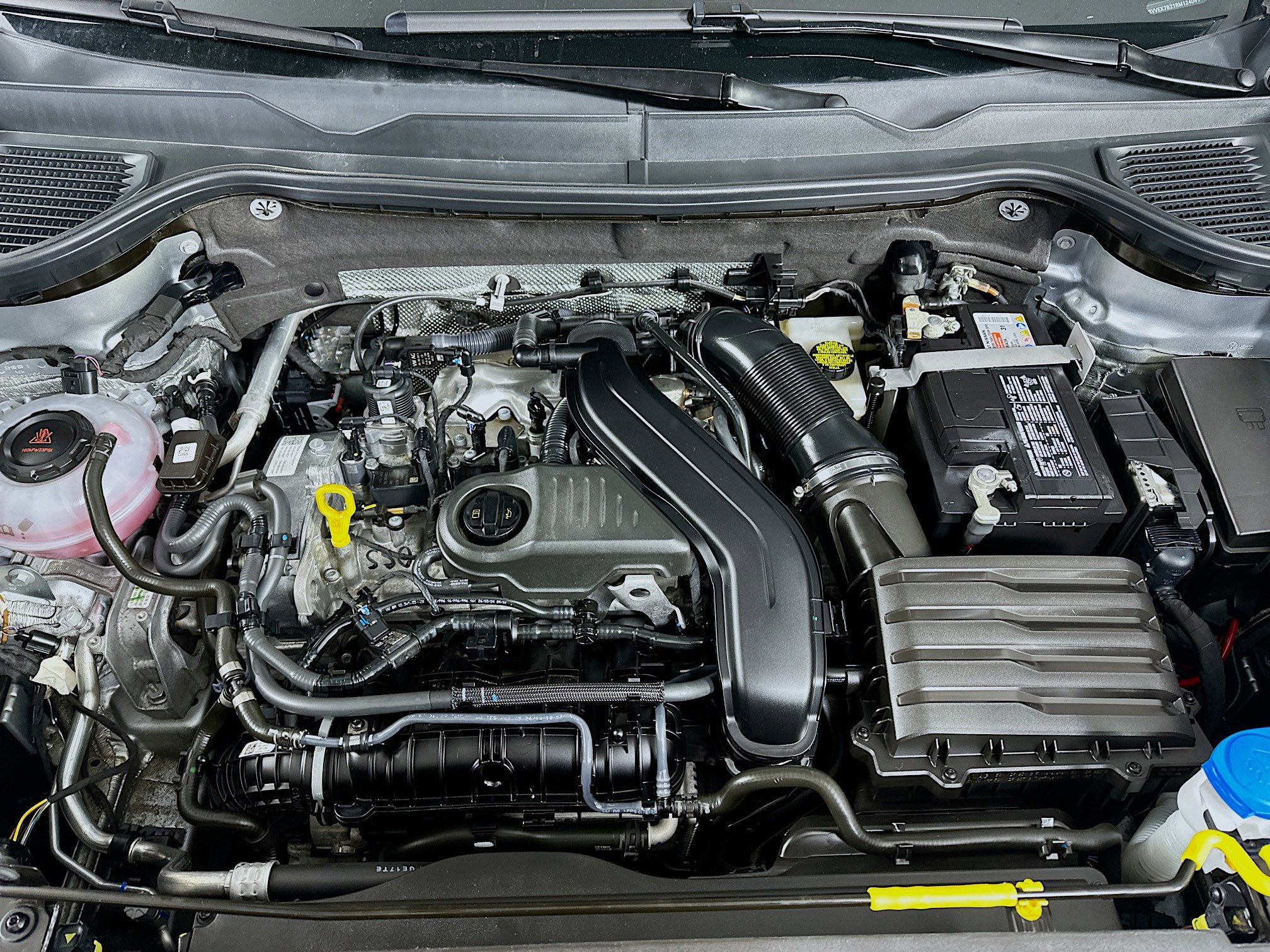 Used 2024 Volkswagen Taos SE image 34